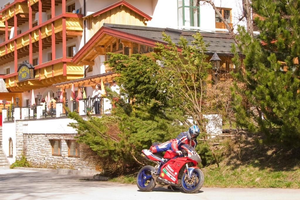 Huber Hotel Tramserhof Landeck Eksteriør billede