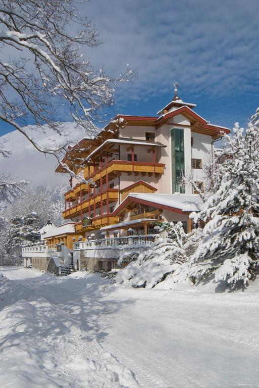 Huber Hotel Tramserhof Landeck Eksteriør billede